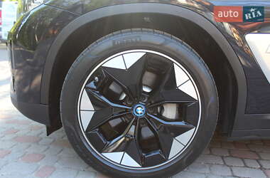 Внедорожник / Кроссовер BMW iX3 2021 в 