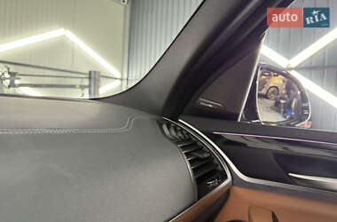 Внедорожник / Кроссовер BMW iX3 2021 в 