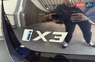 Внедорожник / Кроссовер BMW iX3 2021 в 