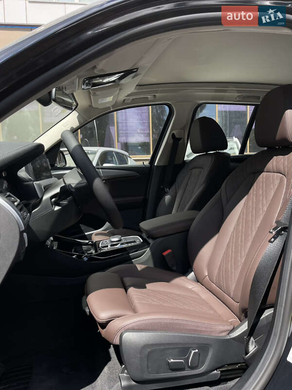 Позашляховик / Кросовер BMW iX3 2025 в Києві