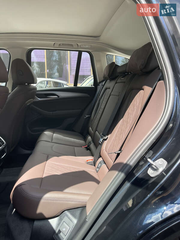 Позашляховик / Кросовер BMW iX3 2025 в Києві