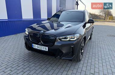 Внедорожник / Кроссовер BMW iX3 2021 в 