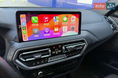 Внедорожник / Кроссовер BMW iX3 2021 в 