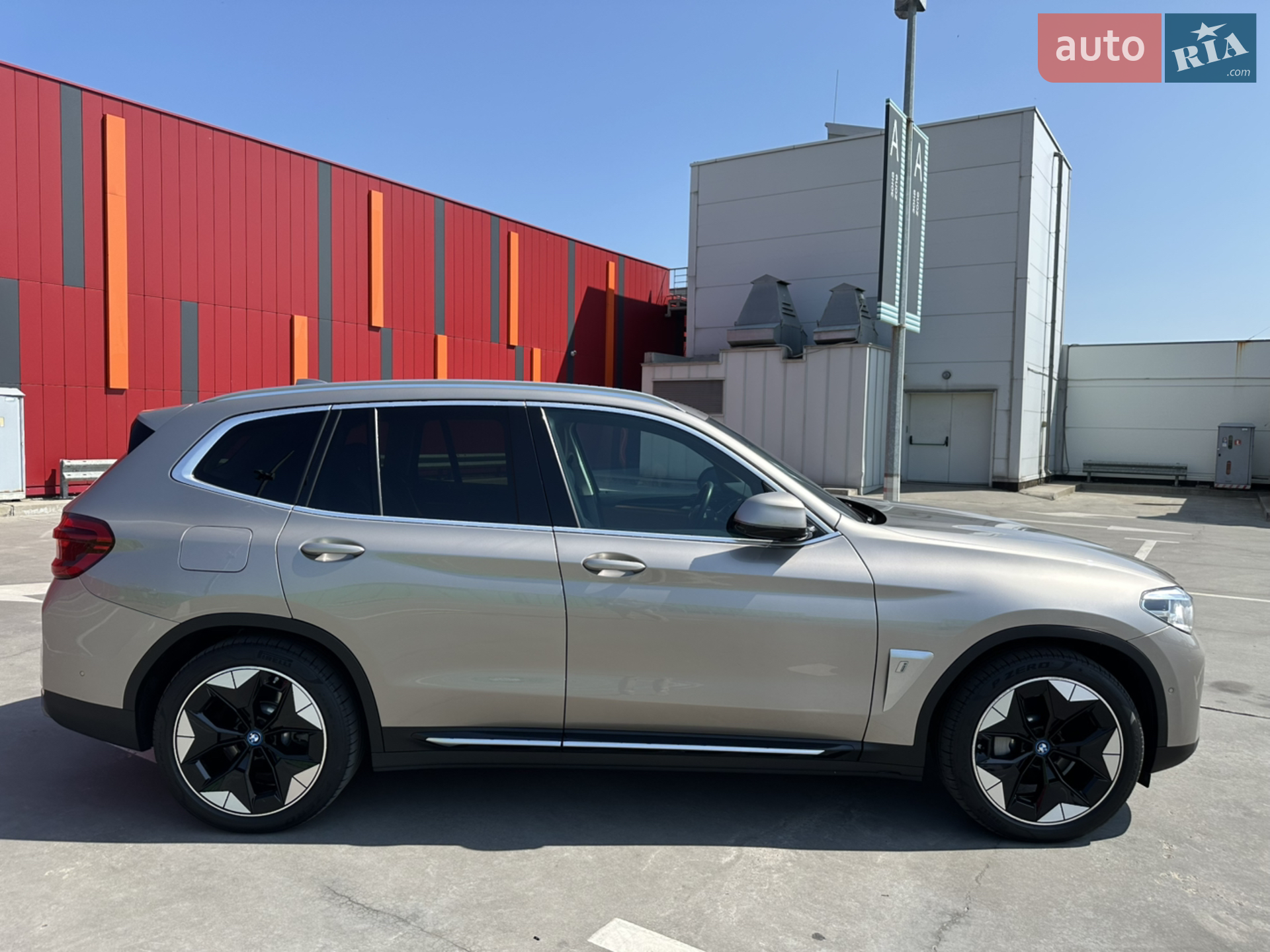 2021 BMW iX3 - мініатюра 6