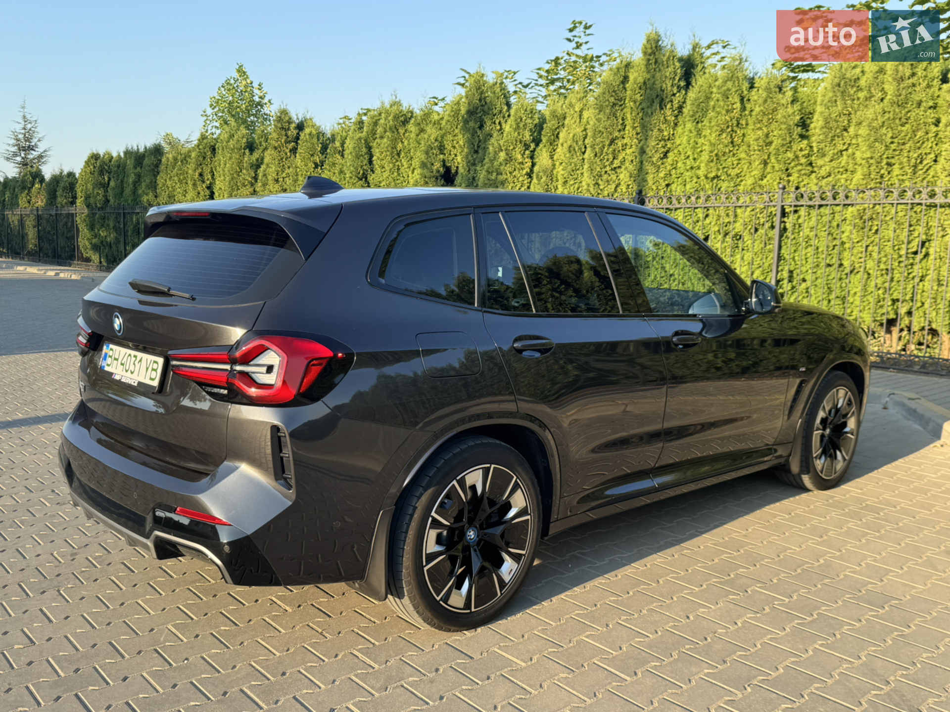 2023 BMW iX3 - мініатюра 2