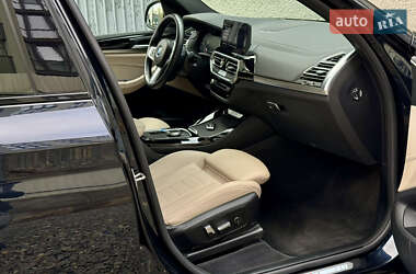 Внедорожник / Кроссовер BMW iX3 2023 в 