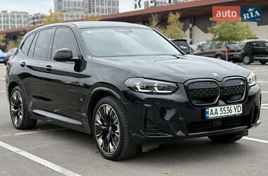 Внедорожник / Кроссовер BMW iX3 2023 в 