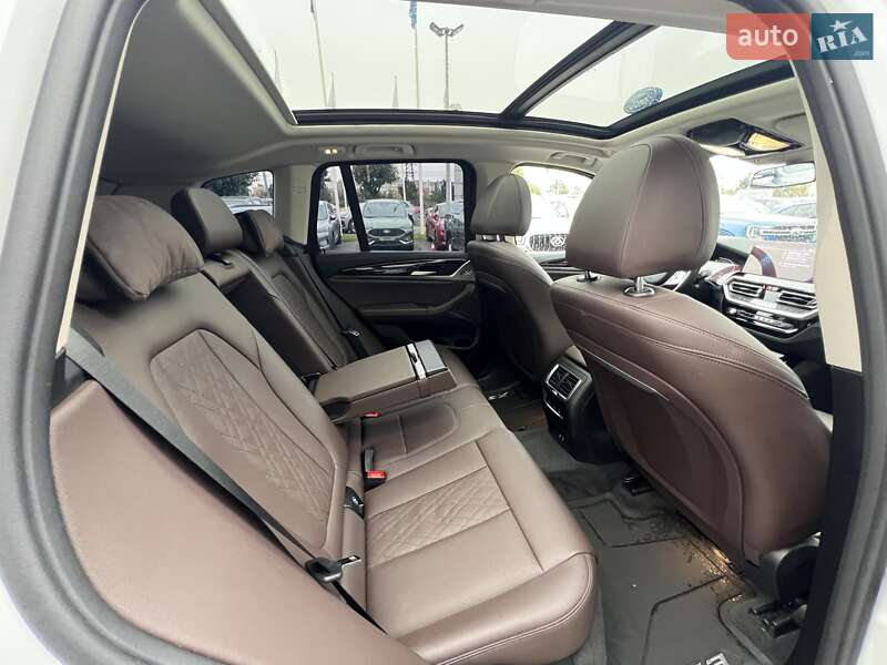 Внедорожник / Кроссовер BMW iX3 2022 в Киеве фото 23 Внедорожник / Кроссовер BMW iX3 2022 в Киеве