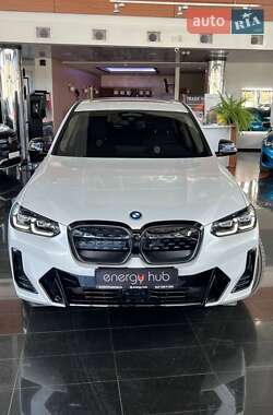 Внедорожник / Кроссовер BMW iX3 2023 в 