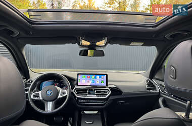 Внедорожник / Кроссовер BMW iX3 2023 в 