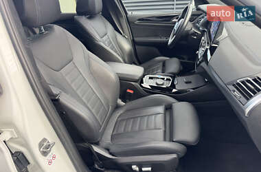 Внедорожник / Кроссовер BMW iX3 2023 в 