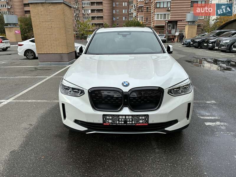 Позашляховик / Кросовер BMW iX3 2021 в Києві