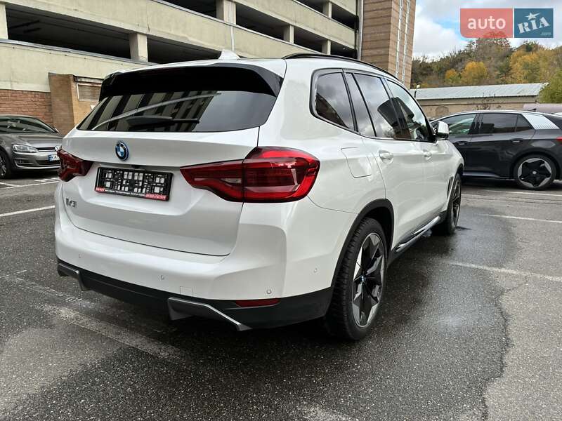 Позашляховик / Кросовер BMW iX3 2021 в Києві
