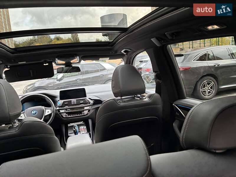 Позашляховик / Кросовер BMW iX3 2021 в Києві