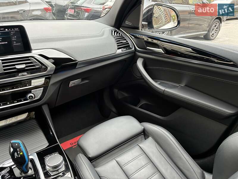 Позашляховик / Кросовер BMW iX3 2021 в Києві