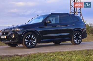 Внедорожник / Кроссовер BMW iX3 2022 в 