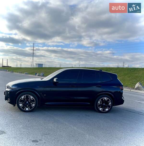 Внедорожник / Кроссовер BMW iX3 2023 в Днепре