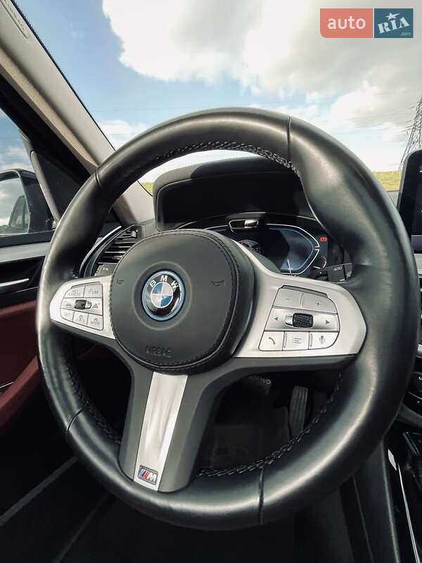 Внедорожник / Кроссовер BMW iX3 2023 в Днепре