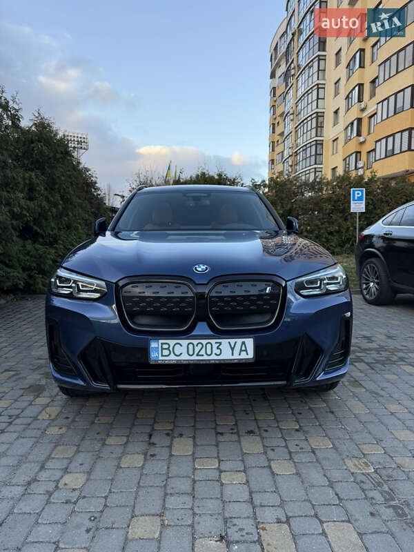 BMW iX3 2021