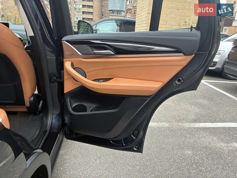 Внедорожник / Кроссовер BMW iX3 2021 в Киеве