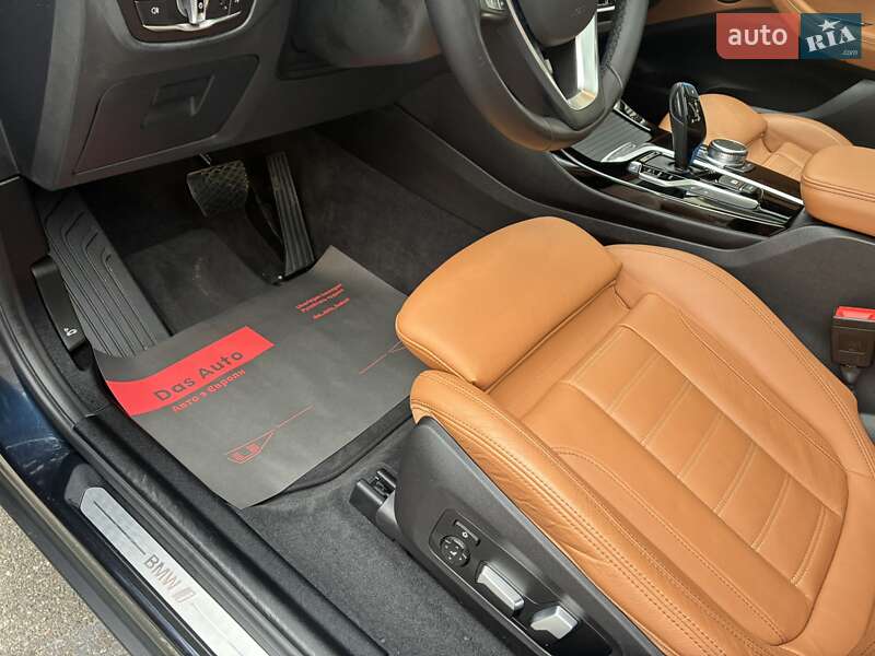 Внедорожник / Кроссовер BMW iX3 2021 в Киеве