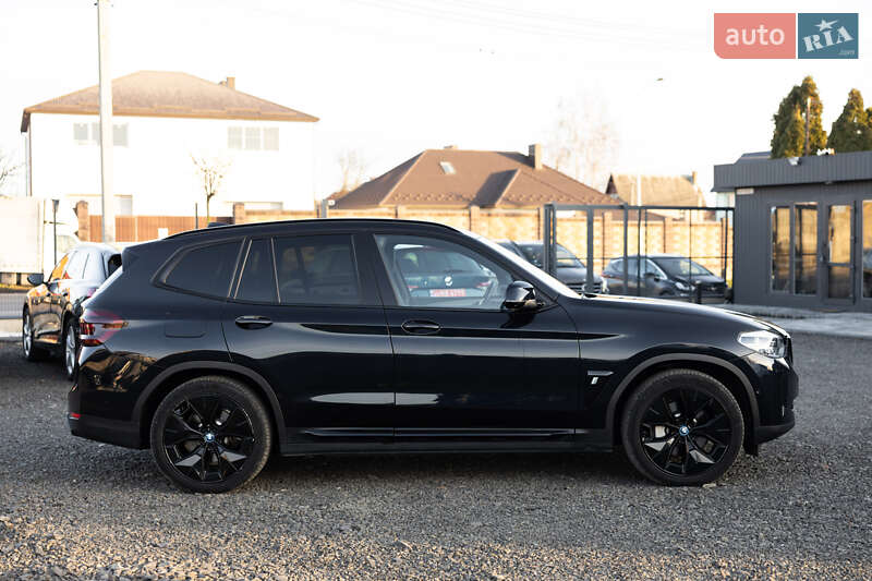 Позашляховик / Кросовер BMW iX3 2021 в Луцьку