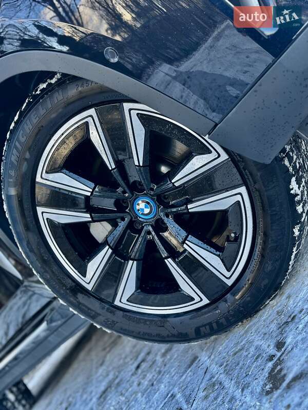 Внедорожник / Кроссовер BMW iX3 2021 в Дрогобыче