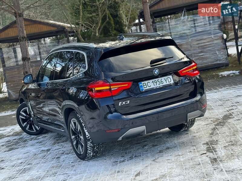 Внедорожник / Кроссовер BMW iX3 2021 в Дрогобыче