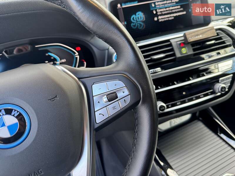 Внедорожник / Кроссовер BMW iX3 2021 в Дрогобыче