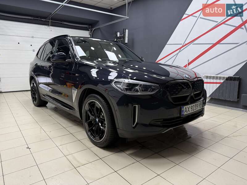 Внедорожник / Кроссовер BMW iX3 2021 в Харькове