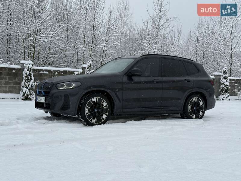 Внедорожник / Кроссовер BMW iX3 2023 в Мукачево