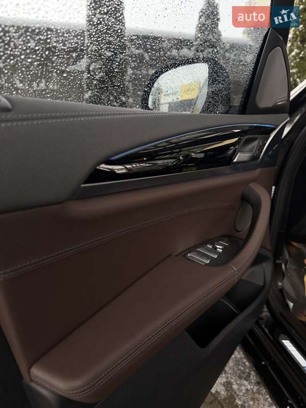 Внедорожник / Кроссовер BMW iX3 2023 в Мукачево