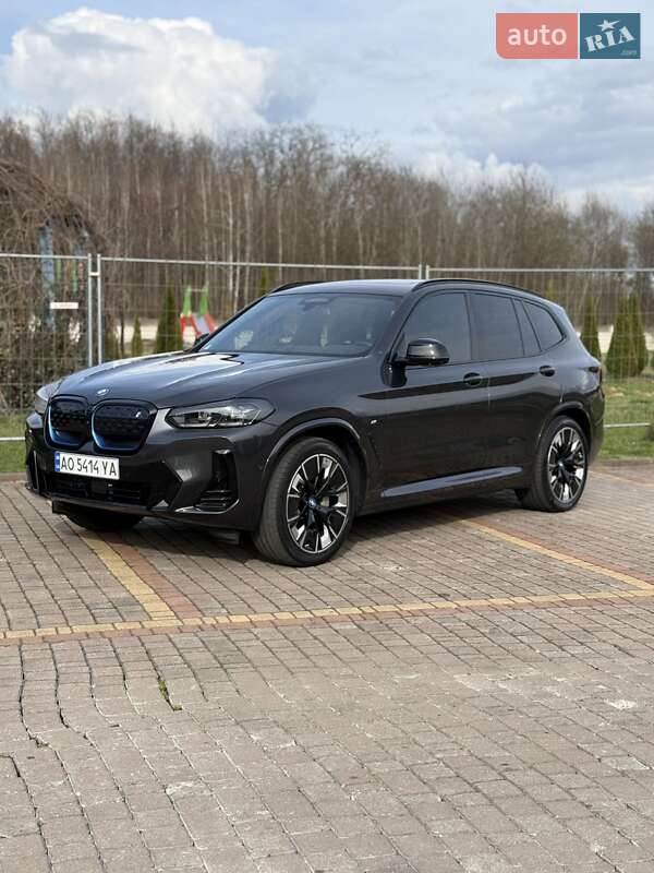 Внедорожник / Кроссовер BMW iX3 2023 в Мукачево
