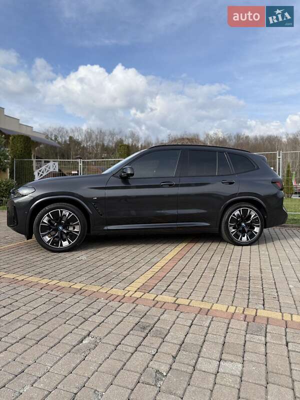 Позашляховик / Кросовер BMW iX3 2023 в Мукачевому