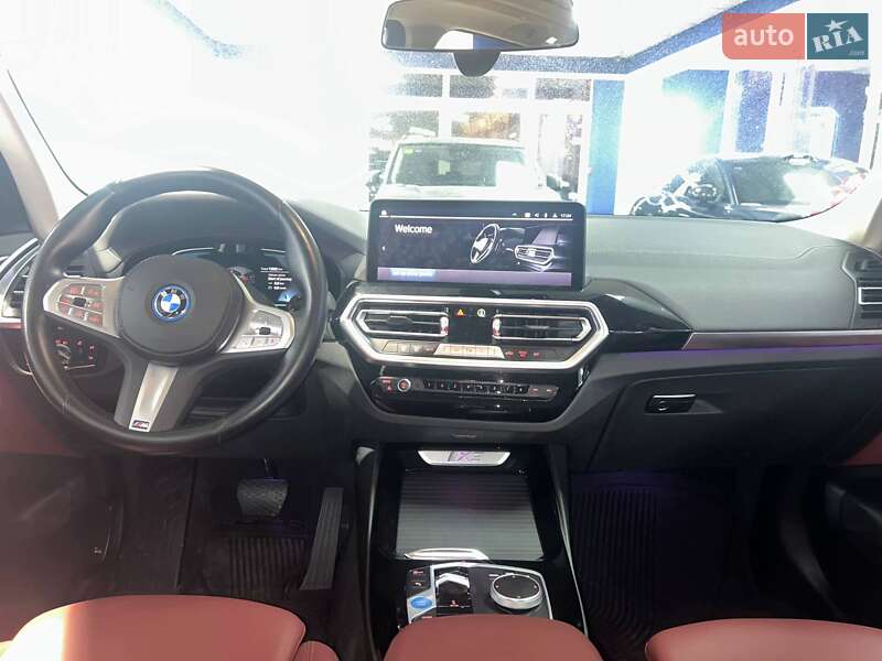 Внедорожник / Кроссовер BMW iX3 2023 в Днепре