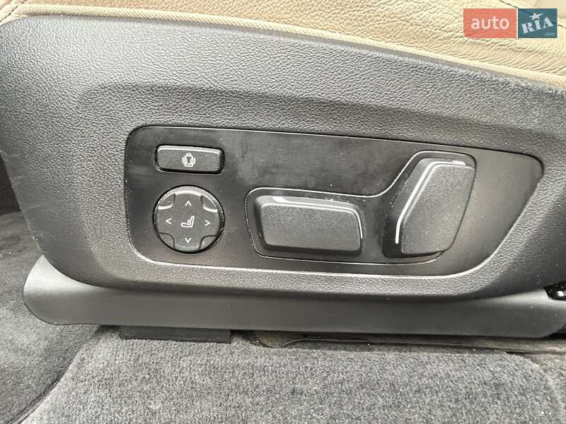 Внедорожник / Кроссовер BMW iX3 2024 в Львове