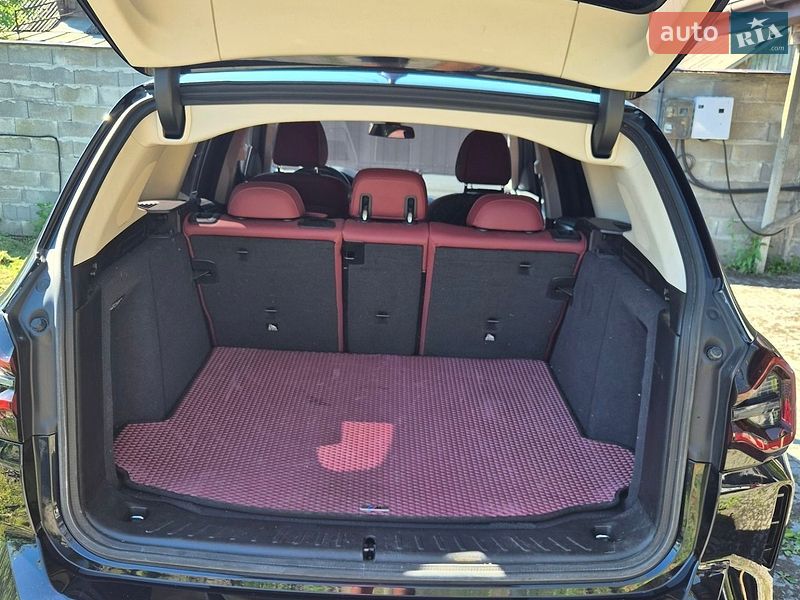 Внедорожник / Кроссовер BMW iX3 2024 в Киеве