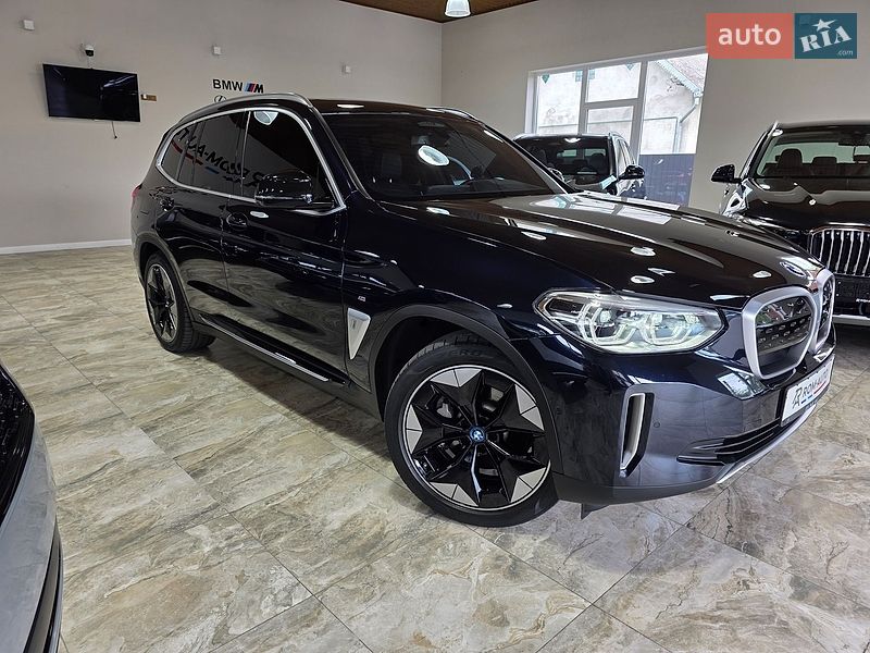 Внедорожник / Кроссовер BMW iX3 2021 в Коломые