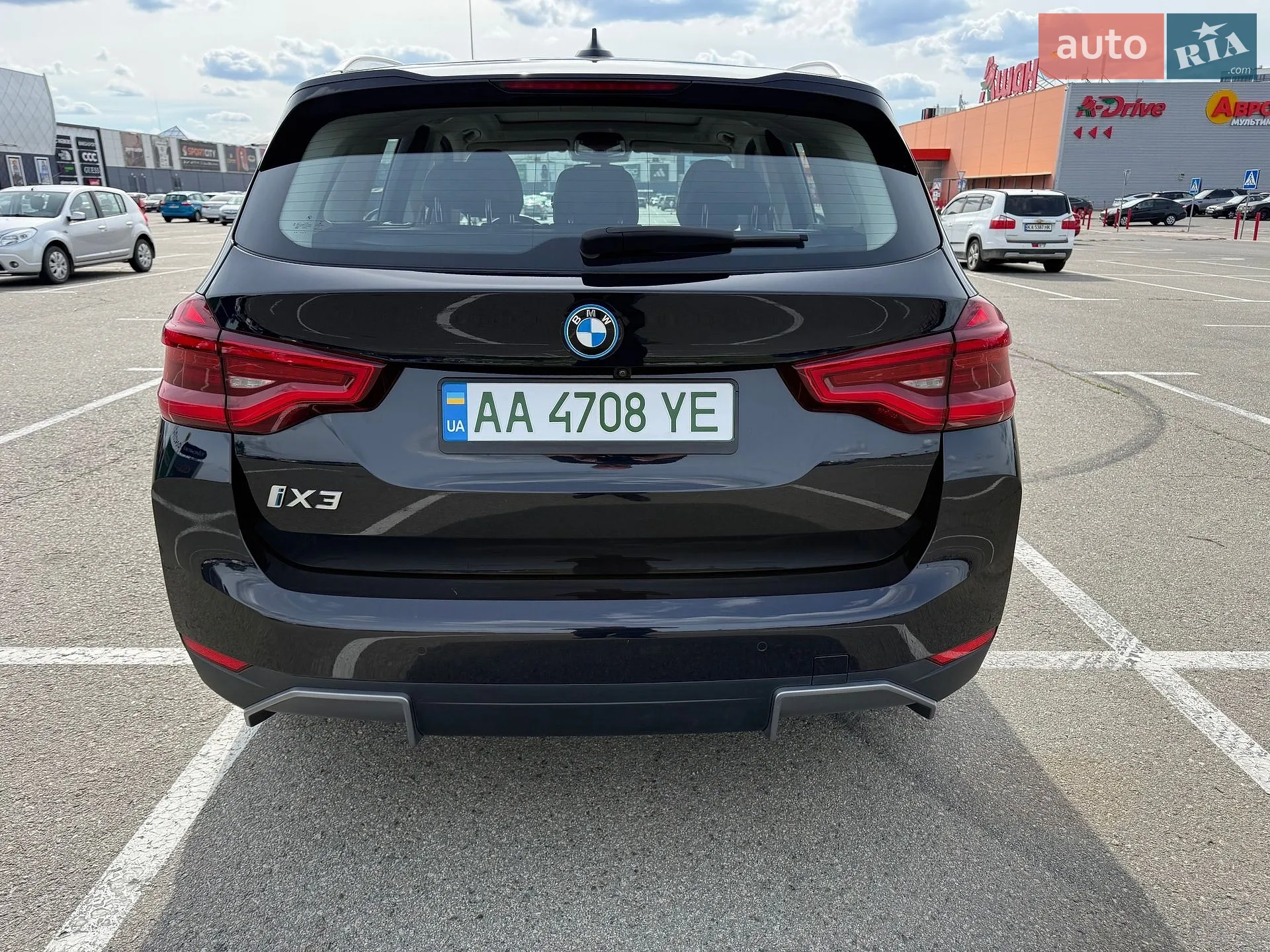 2021 BMW iX3 - мініатюра 8