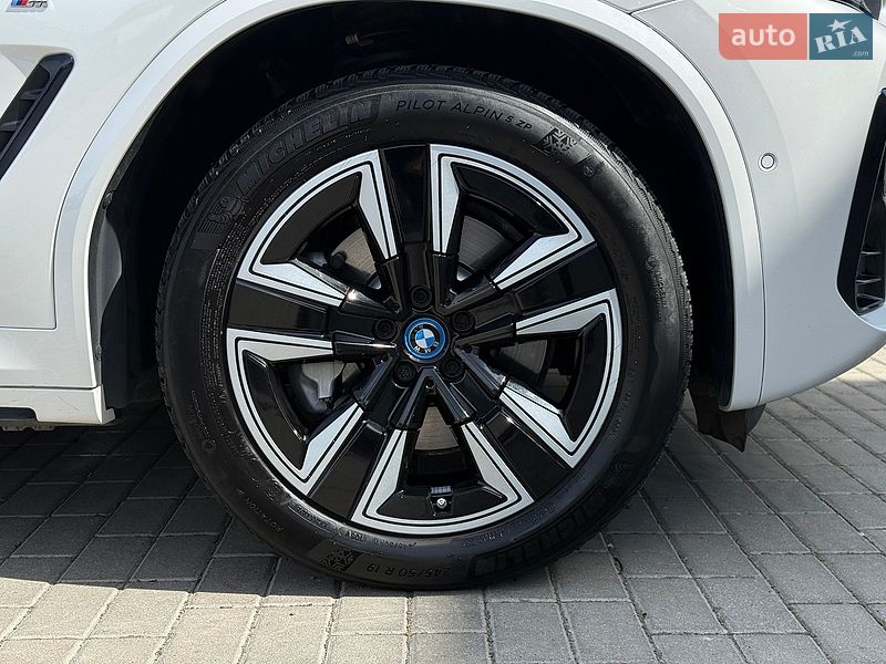 Внедорожник / Кроссовер BMW iX3 2021 в Мукачево