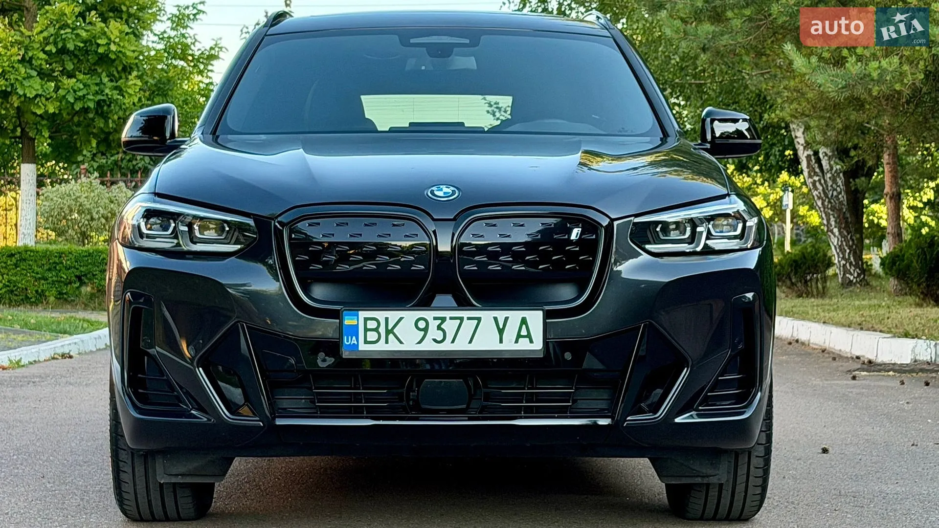 2023 BMW iX3 - фото 1