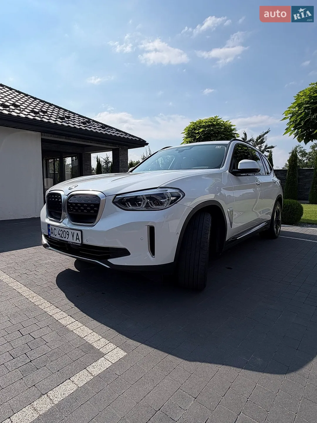 2021 BMW iX3 - мініатюра 3
