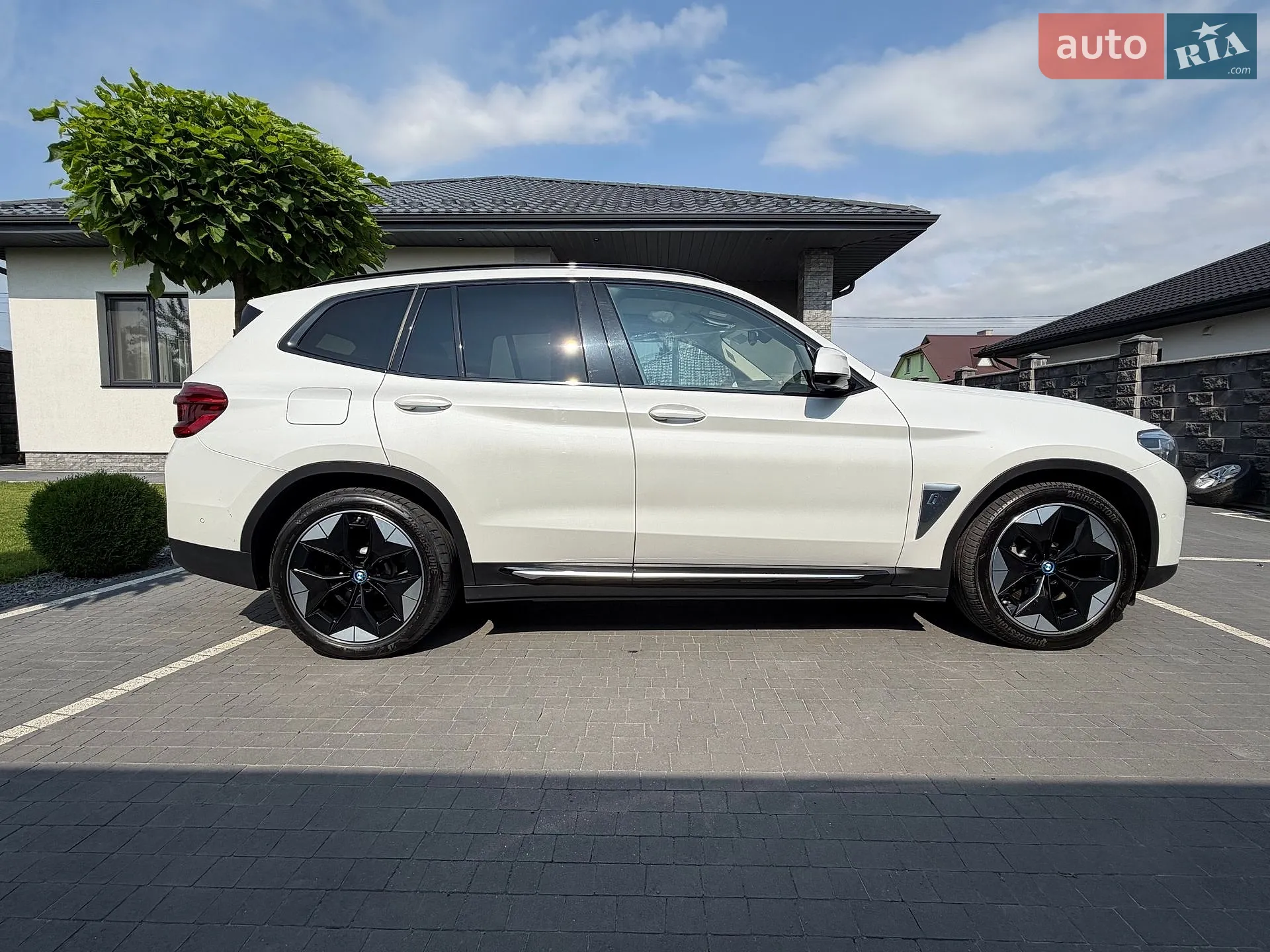 2021 BMW iX3 - мініатюра 10
