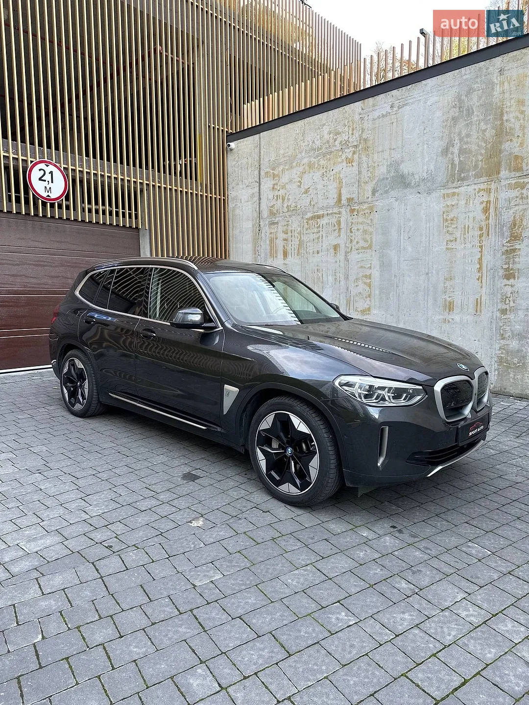 2021 BMW iX3 - мініатюра 2
