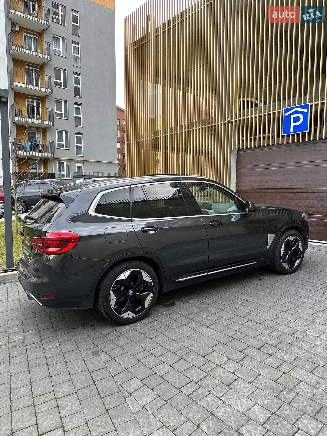 2021 BMW iX3 - мініатюра 4