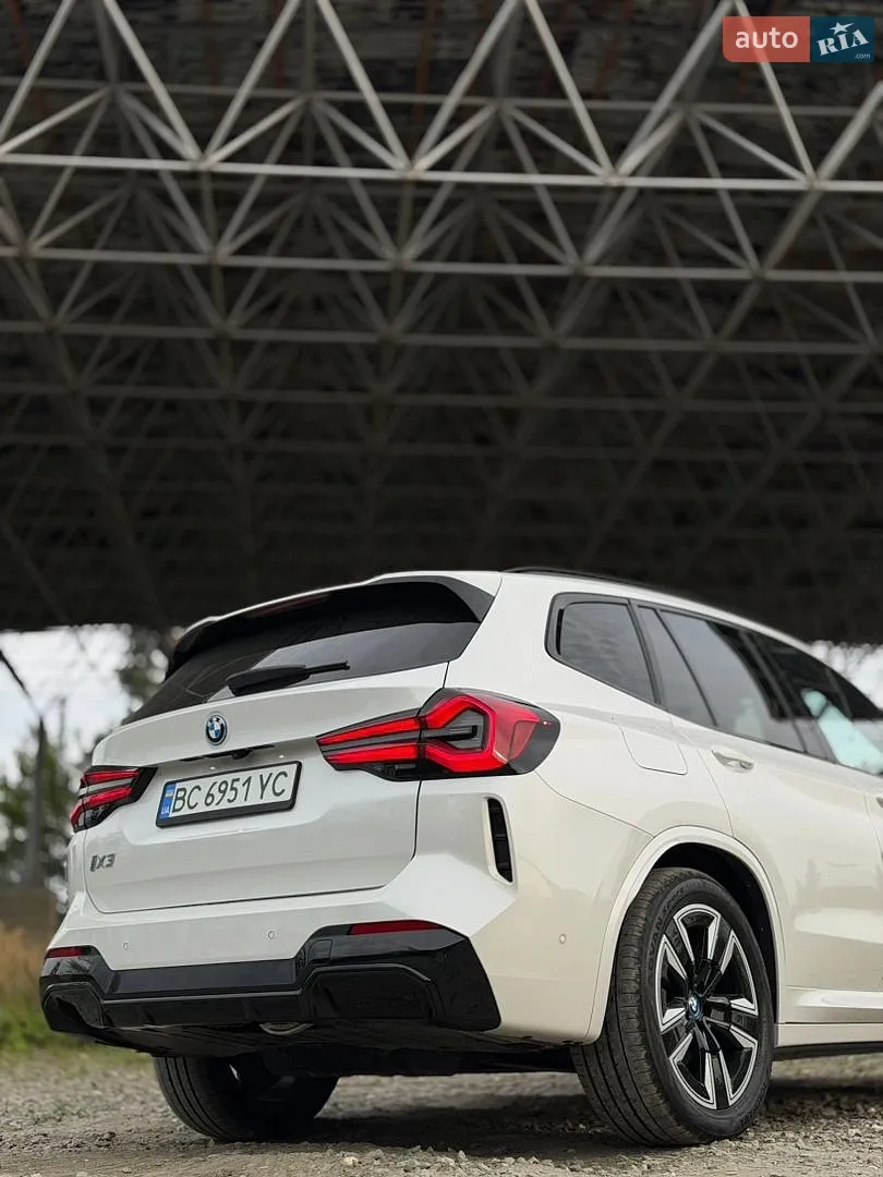 2022 BMW iX3 - мініатюра 10