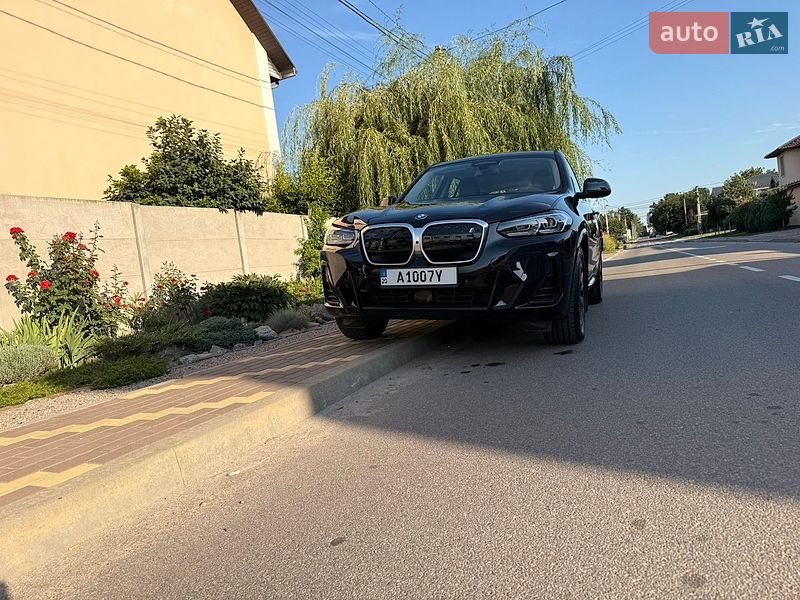 Позашляховик / Кросовер BMW iX3 2022 в Києві