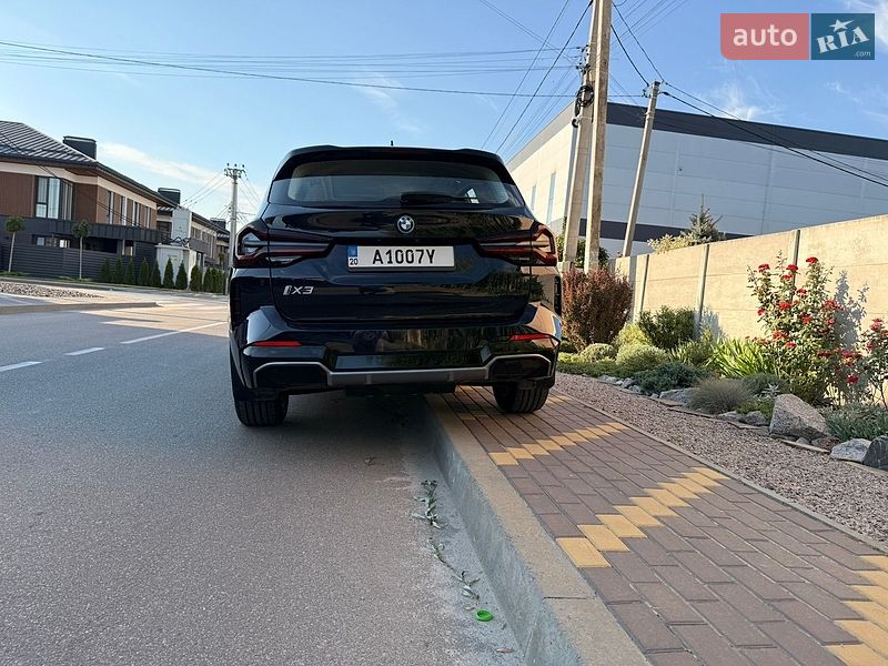 Позашляховик / Кросовер BMW iX3 2022 в Києві