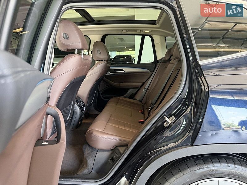 Позашляховик / Кросовер BMW iX3 2021 в Києві