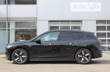 Внедорожник / Кроссовер BMW iX 2021 в 